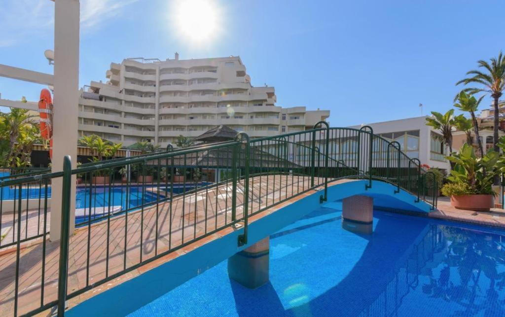 Appartment Totally Upgraded At Benal Beach Benalmádena Extérieur photo