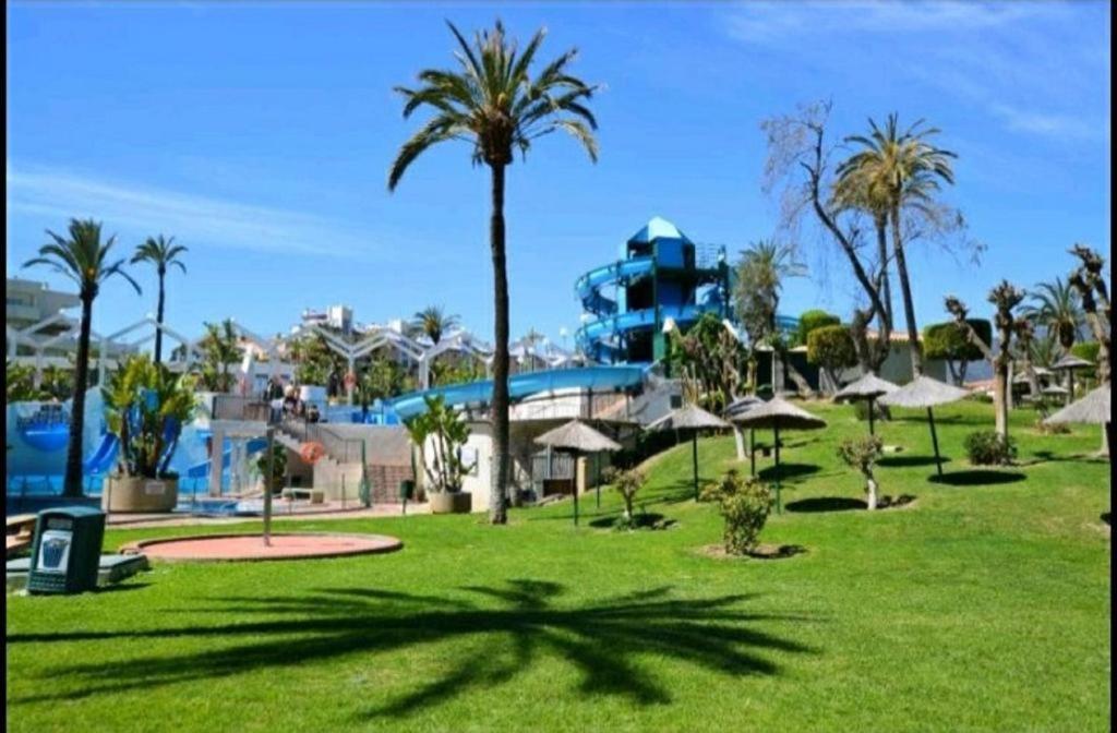 Appartment Totally Upgraded At Benal Beach Benalmádena Extérieur photo